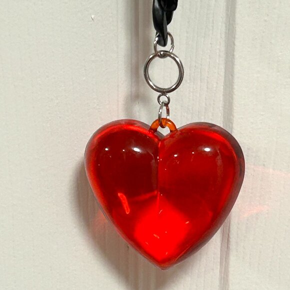 Huge Lucite Acrylic Clear Candy Red Heart Black Chain Resin Nec… - Picture 6 of 16